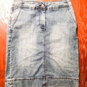 Talbots Size 2 Pettit, knee length denim skirt
